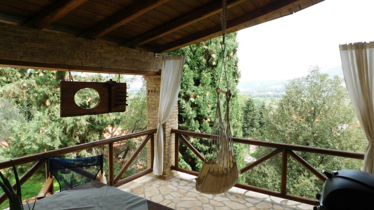 Agoriani Art Suite - 4 Seasons' Natural Living Lílaia Exteriér fotografie